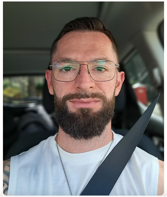 Florian Etzel — Meditation teacher and guide